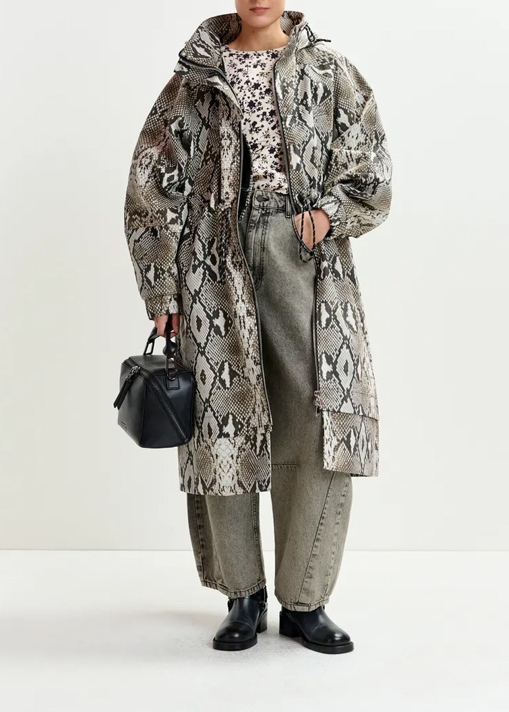 MANTEAU ESSENTIEL ANTWERP IDENTIFY OVERZIZED RAIN COAT