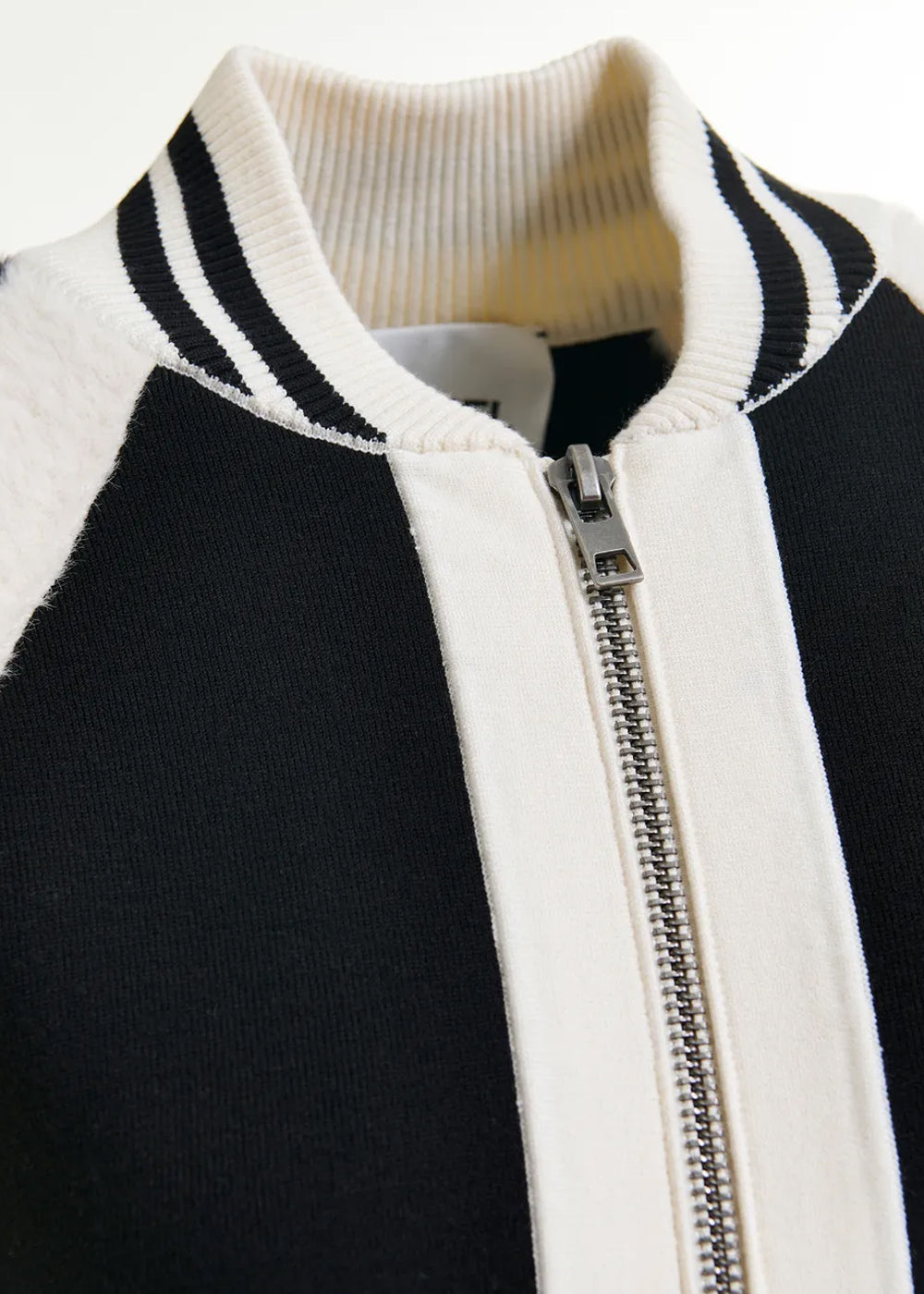 VESTE ESSENTIEL ANTWERP IDOL KNITTED BICOLOUR JACKET