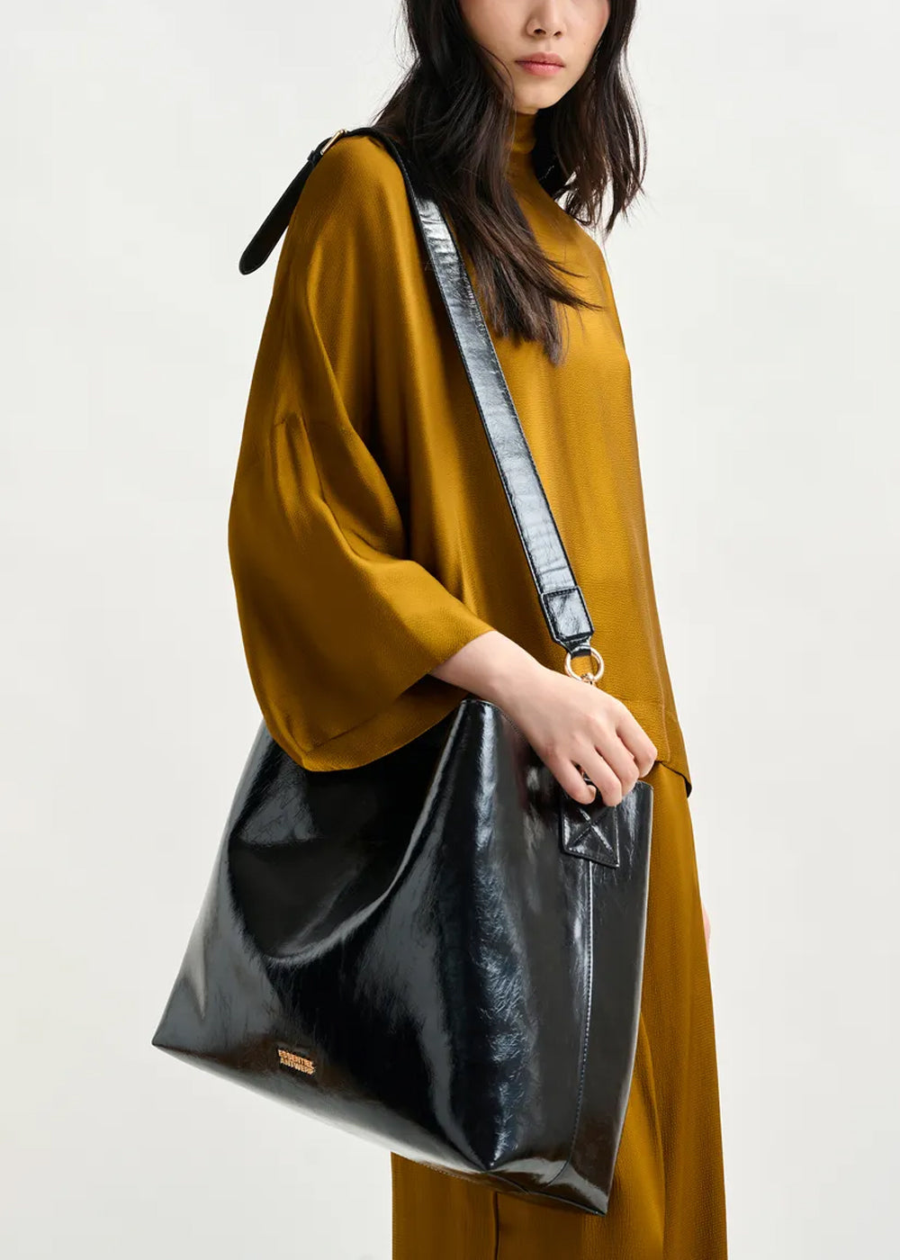 SAC ESSENTIEL ANTWERP IHURLEY SHINY SHOPPER BAG