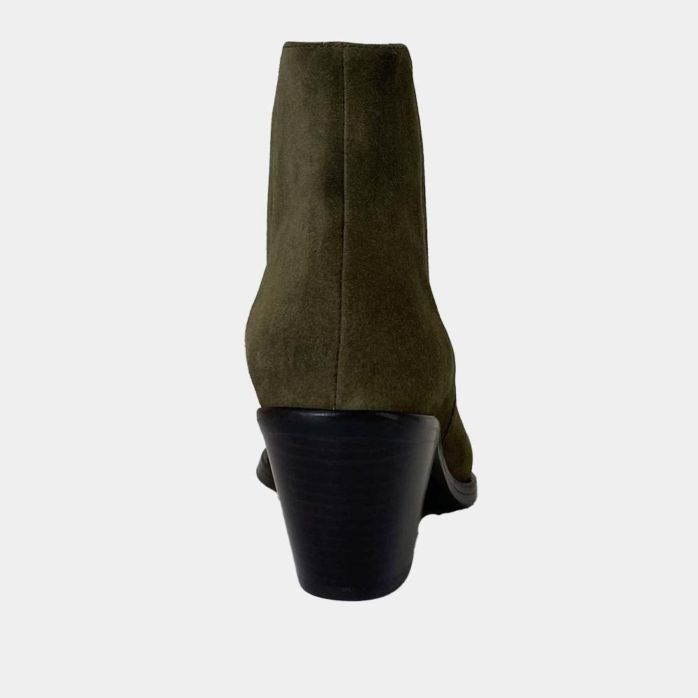 BOOTS FREE LANCE JANE 7 CHELSEA BOOT