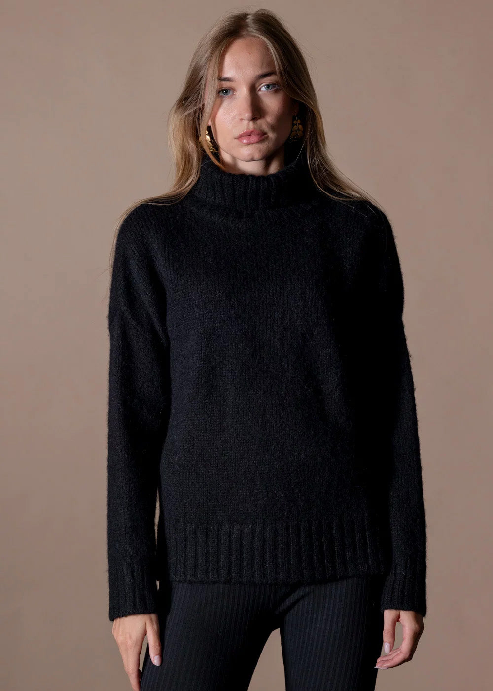PULL ANN TUIL MADELEINE