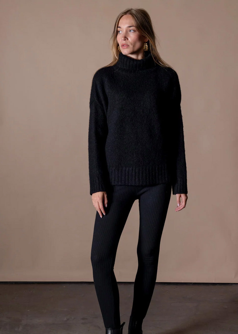PULL ANN TUIL MADELEINE