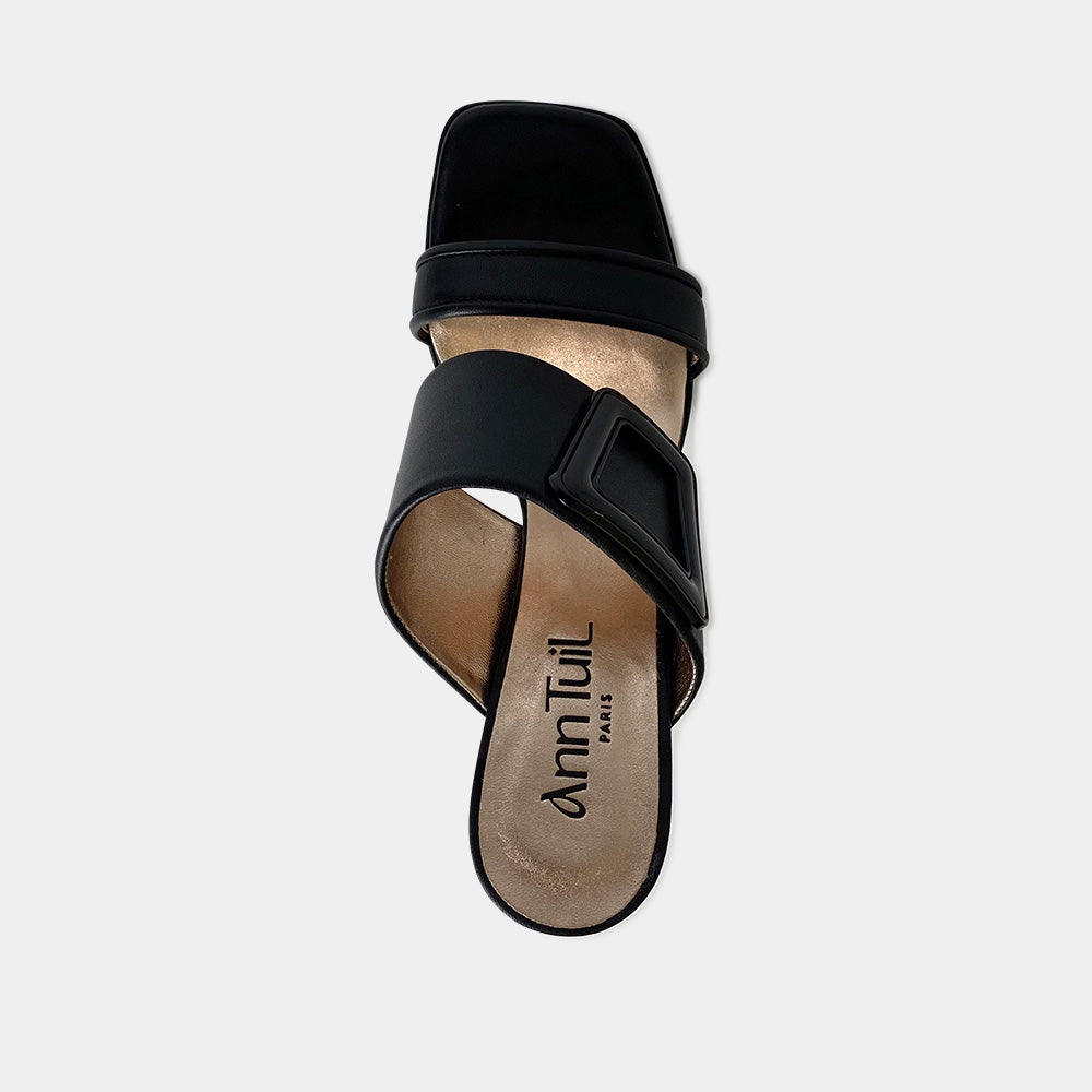 MULES ANN TUIL ANELLYE