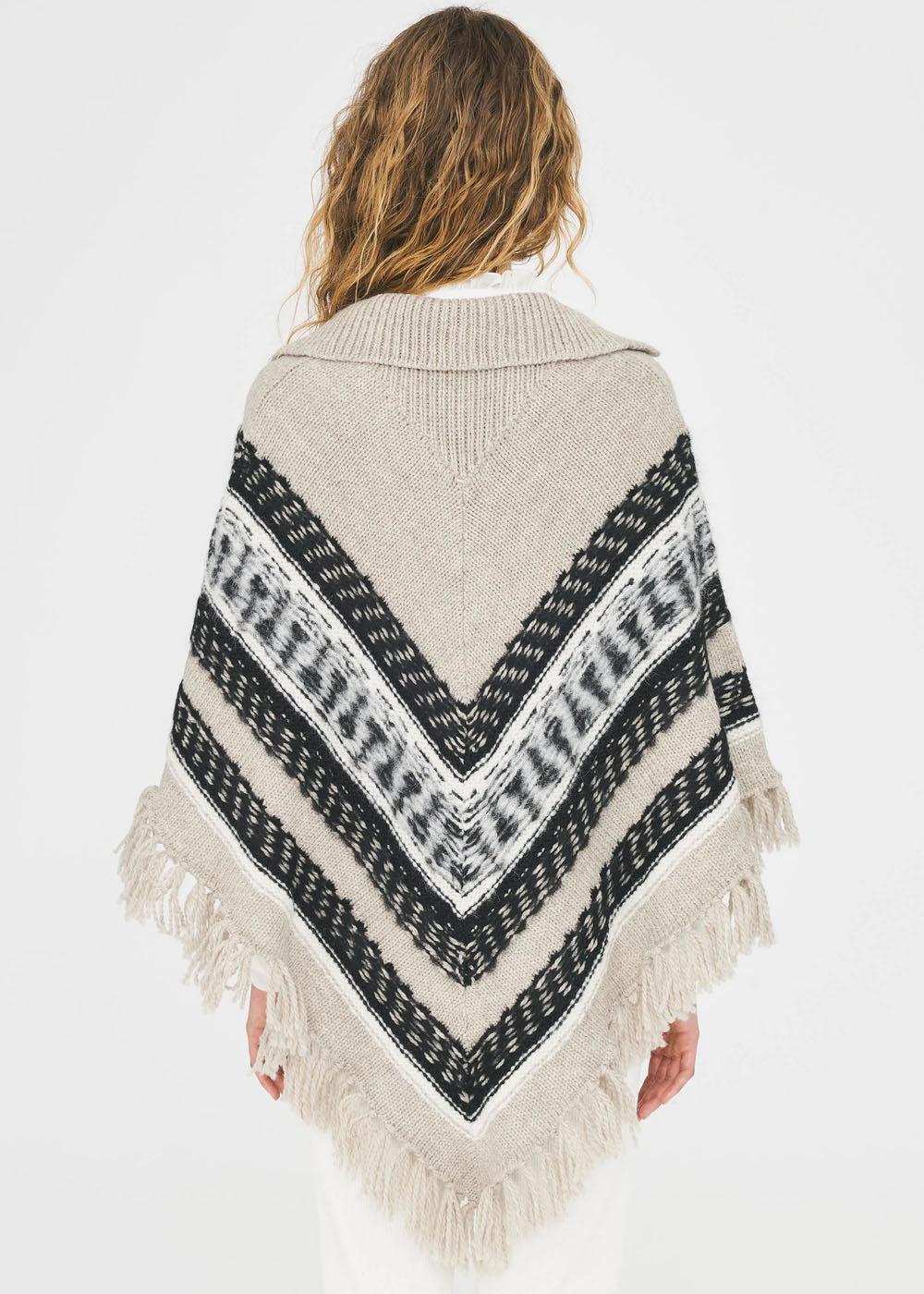 PONCHO ANTIK BATIK JAQ