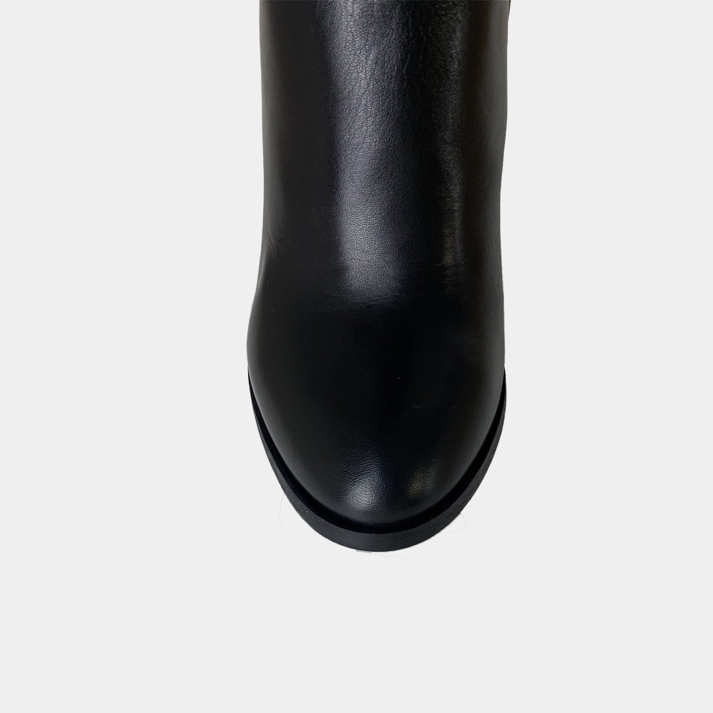 BOTTES ANN TUIL LYSON