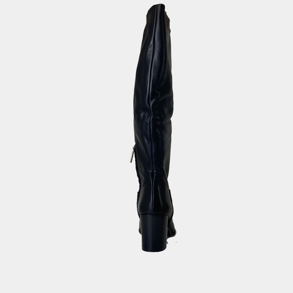 BOTTES ANN TUIL LYSON