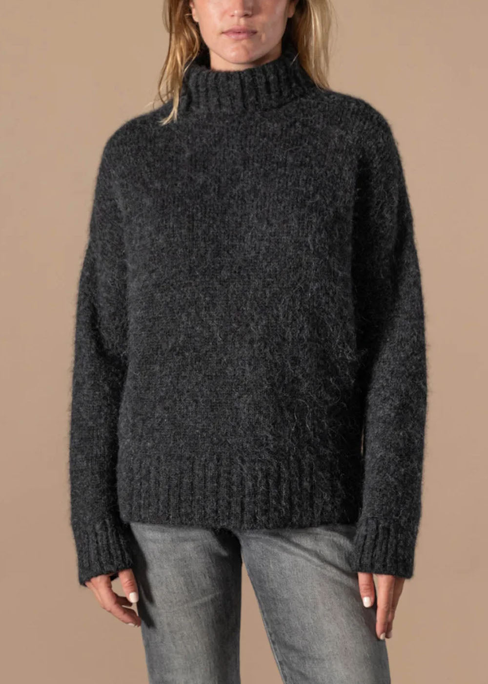 PULL ANN TUIL MADELEINE
