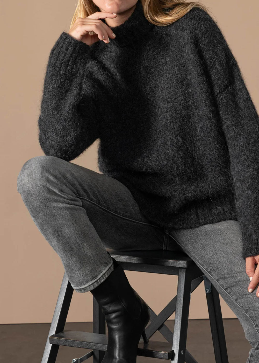 PULL ANN TUIL MADELEINE