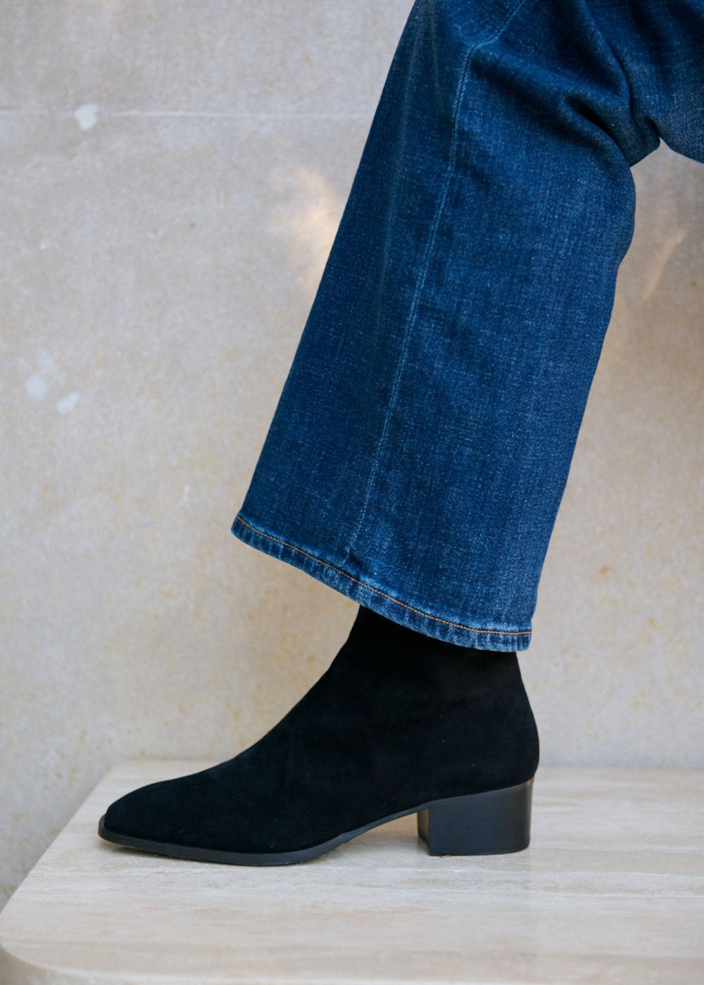 BOOTS ANN TUIL MAEL