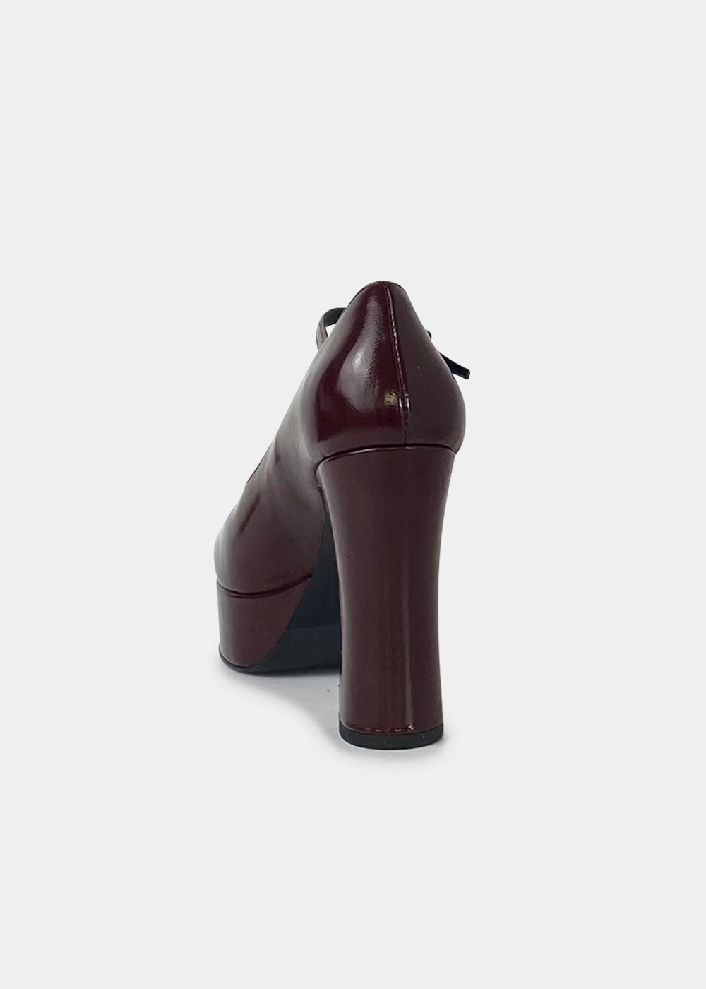 SALOMÉ CLIO TUIL MATEO