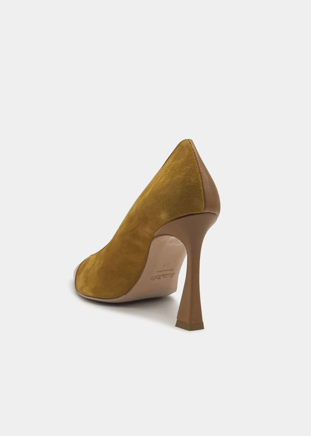 ESCARPIN ANN TUIL MATHIS