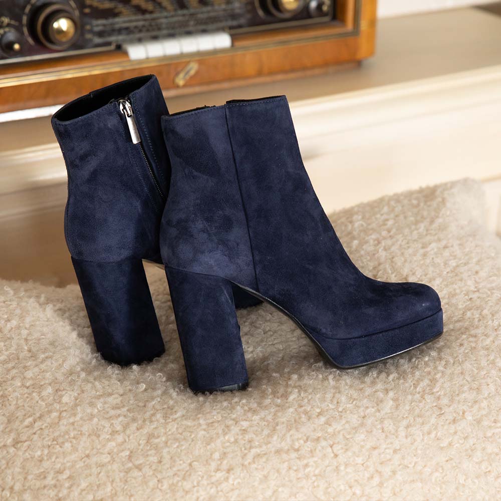 BOOTS CLIO TUIL MESSAGER
