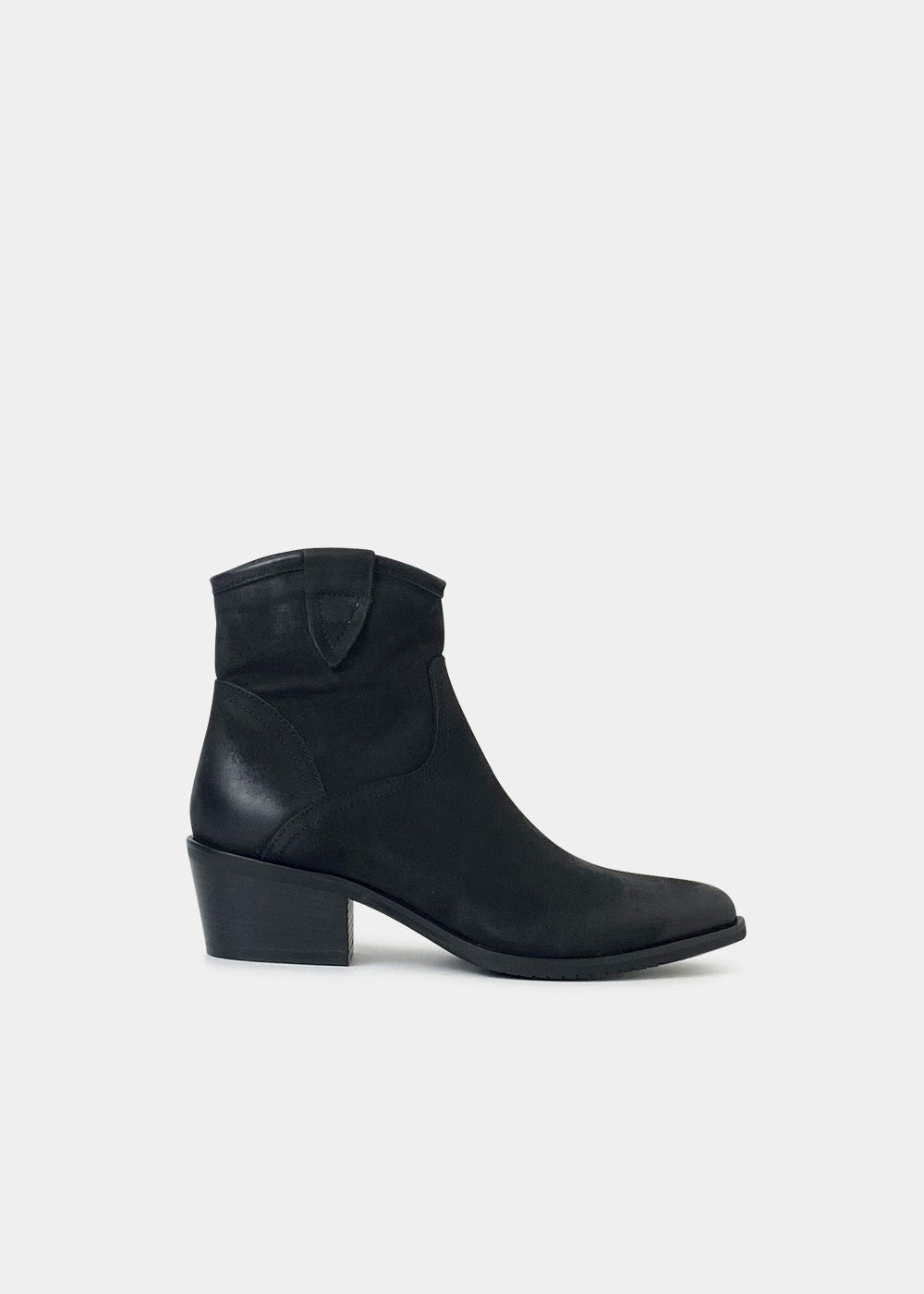 BOOTS ANN TUIL SANA
