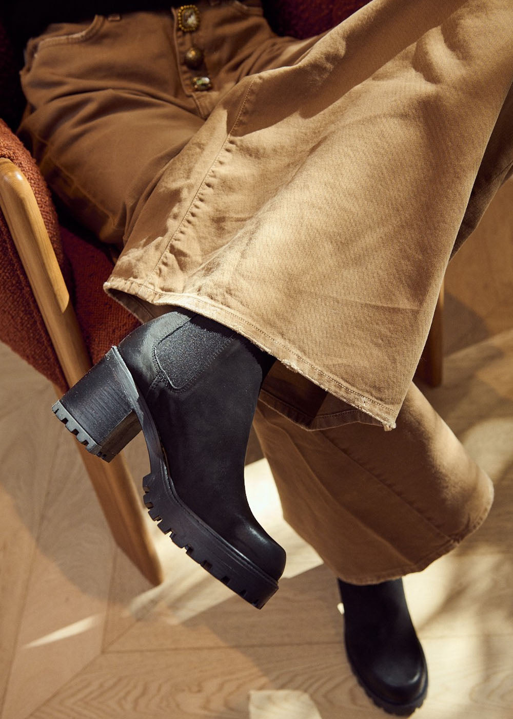 CHELSEA BOOTS ANN TUIL SIRI