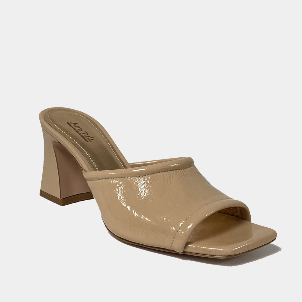 MULES ANN TUIL MANGA