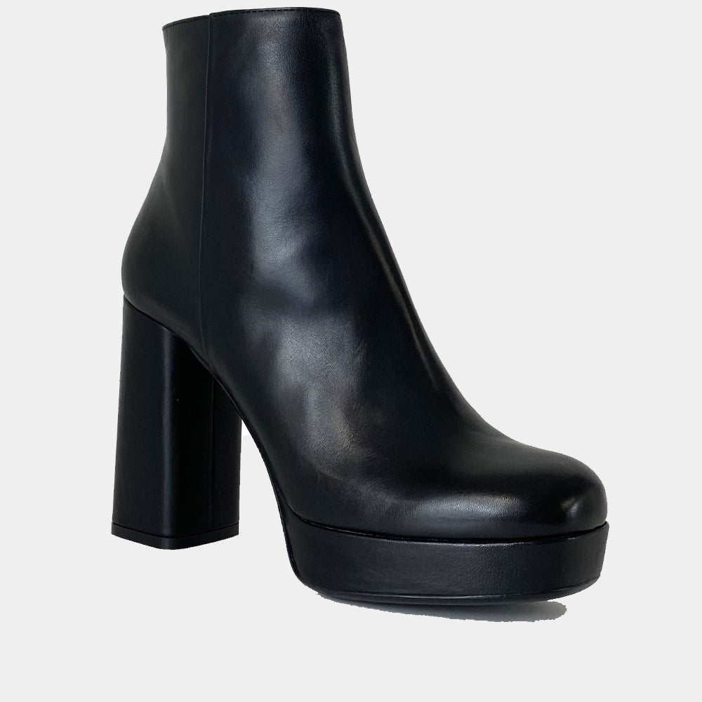 BOOTS ANN TUIL MESSAGER