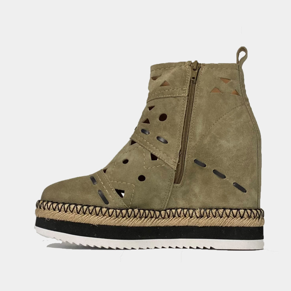 BOOTS ANN TUIL ALPHA
