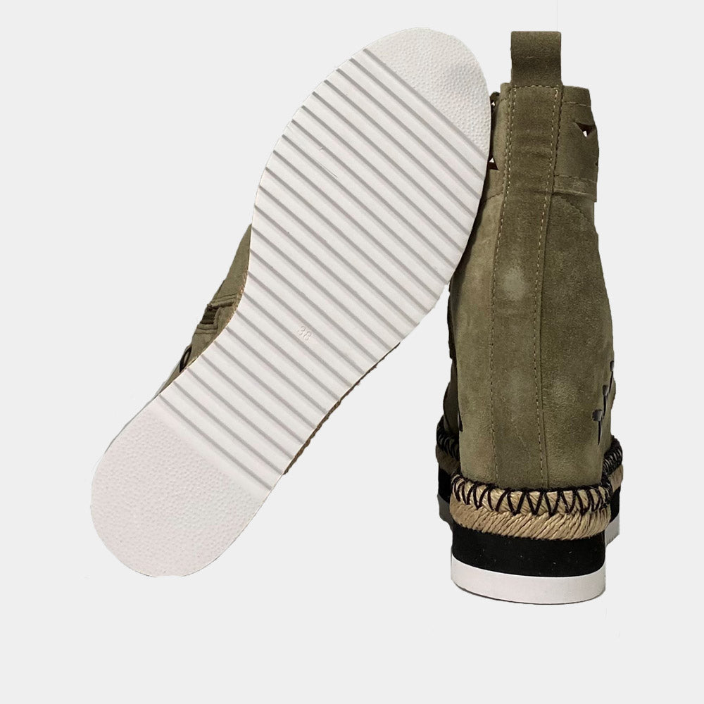 BOOTS ANN TUIL ALPHA