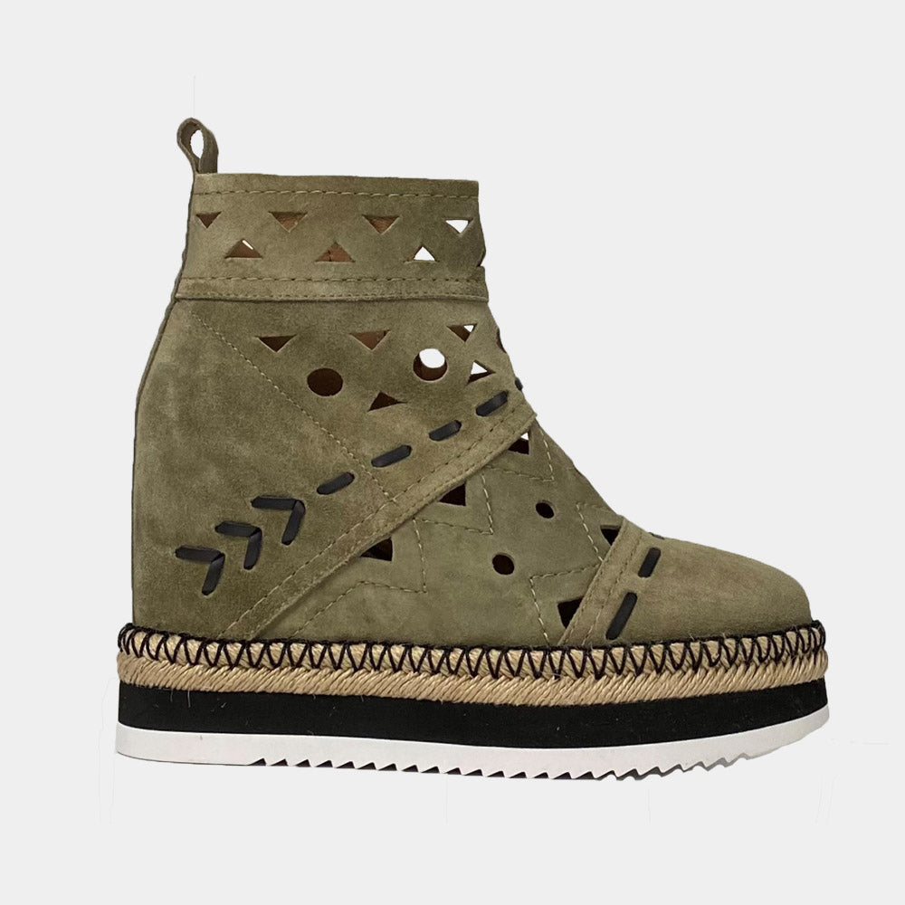BOOTS ANN TUIL ALPHA