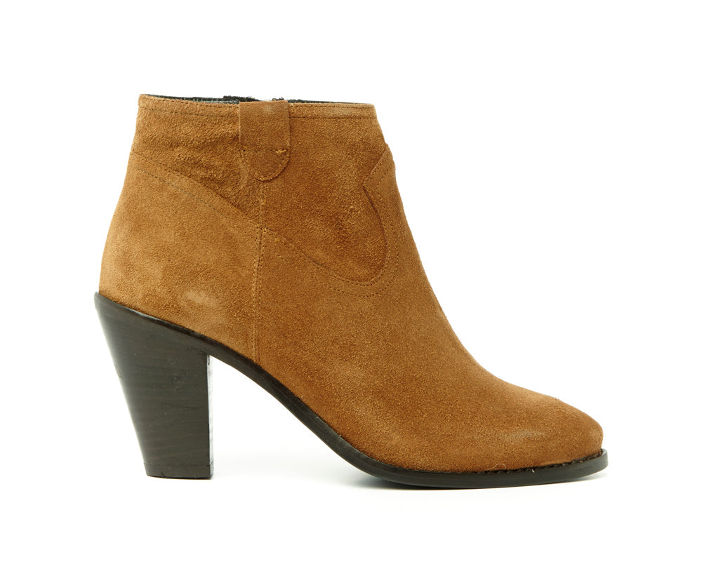 BOOTS ANN TUIL STRONG | anntuil.com