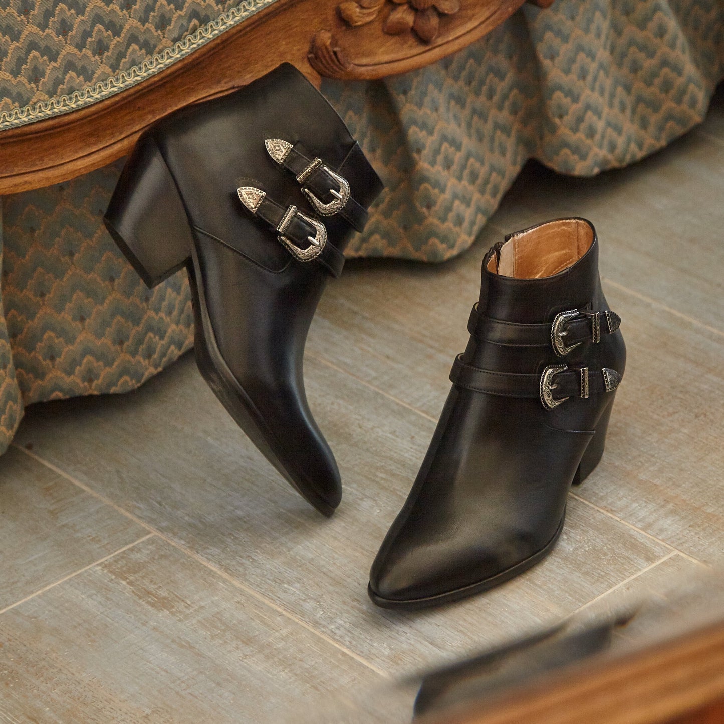 BOOTS ANN TUIL ATTIRANTE | anntuil.com