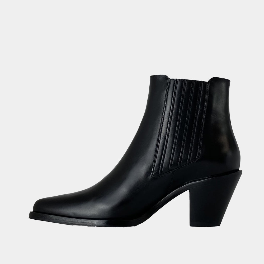 BOOTS FREE LANCE JANE 7 CHELSEA BOOT