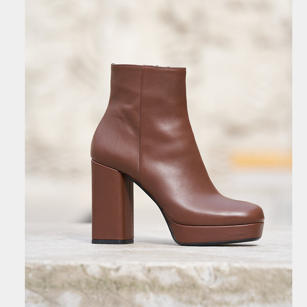 BOOTS CLIO TUIL MESSAGER