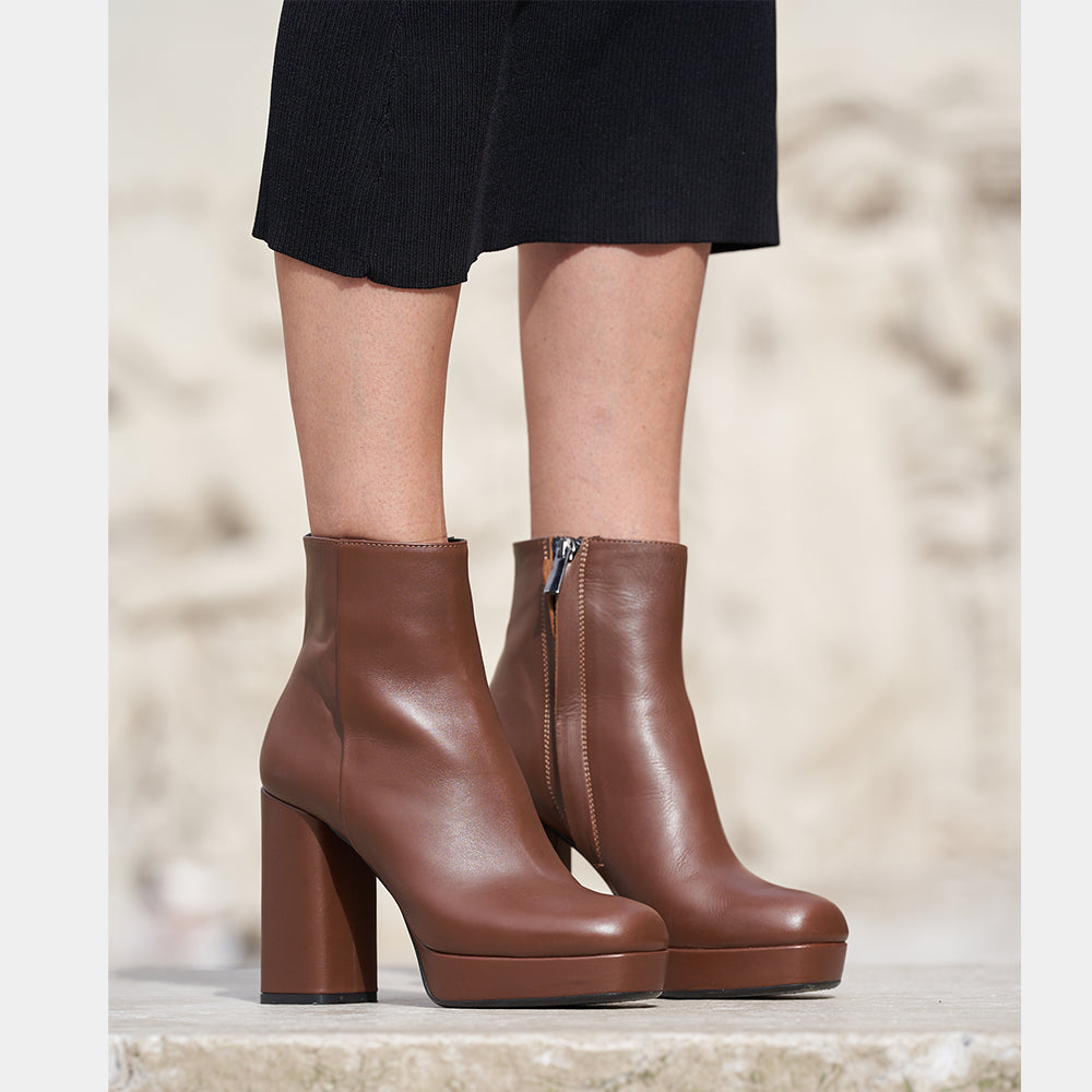 BOOTS CLIO TUIL MESSAGER