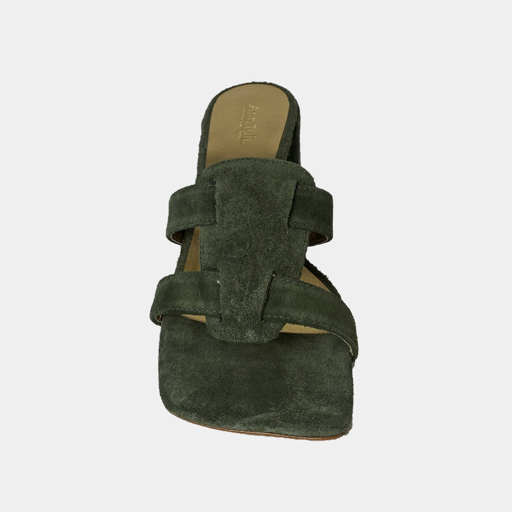 MULE ANN TUIL MODERNA