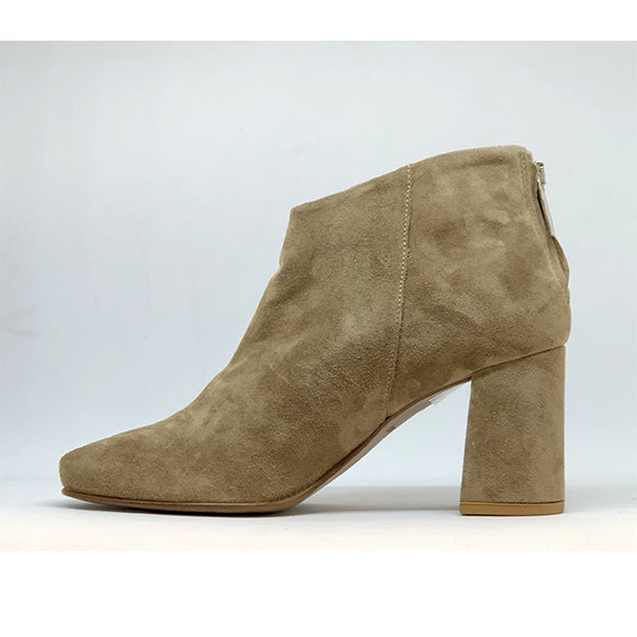 BOOTS ANN TUIL PASTEQUE | anntuil.com