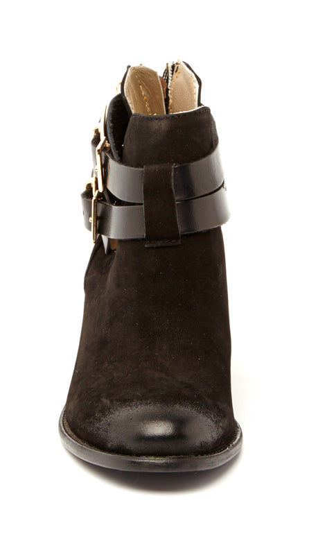 BOOTS ANN TUIL LEWIS | anntuil.com