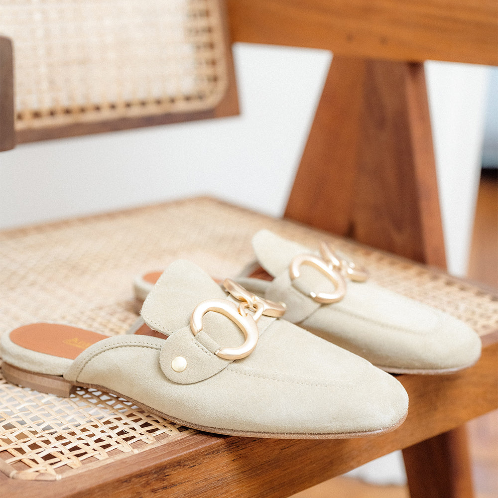 MULES ANN TUIL STORY