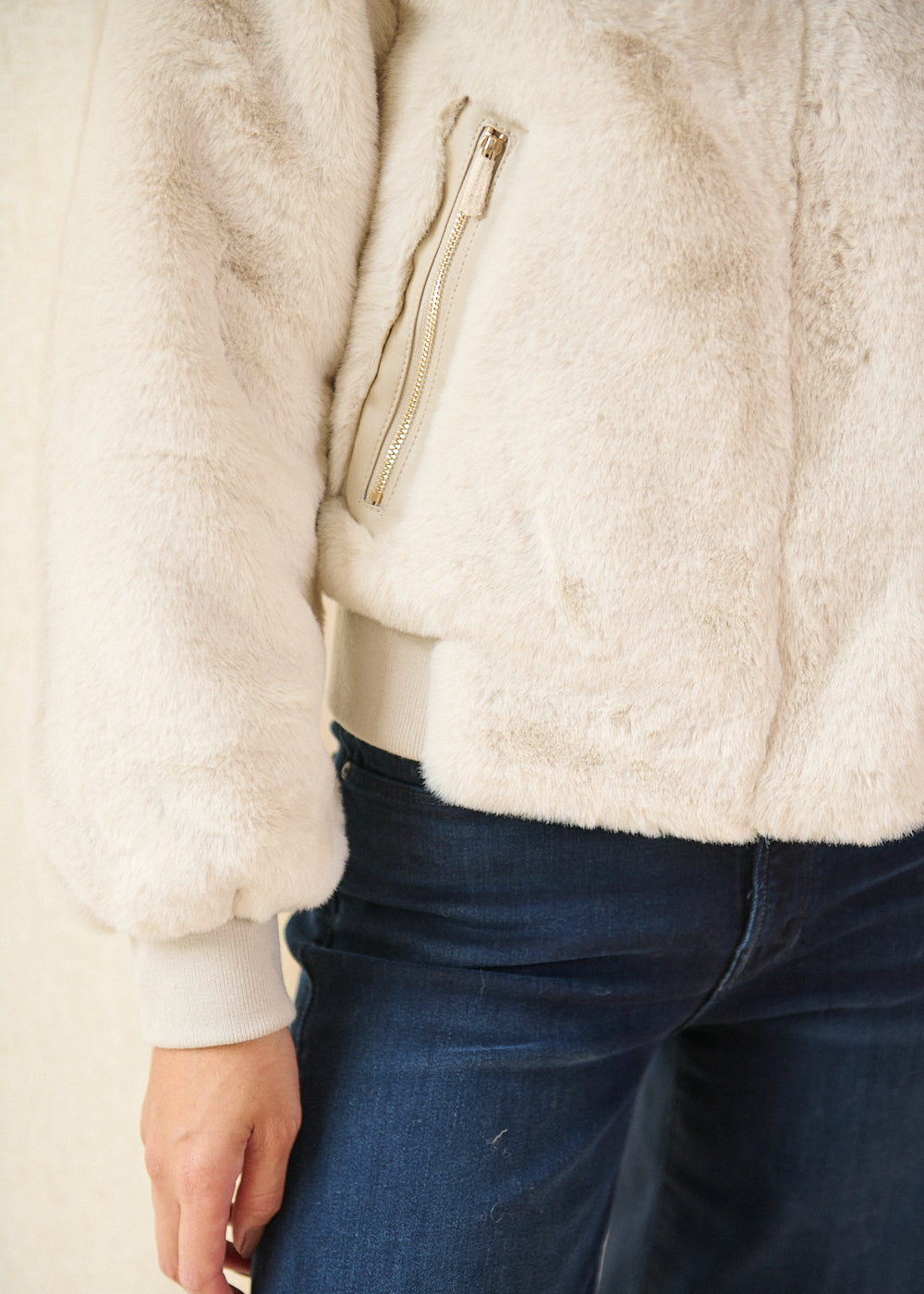 BLOUSON EN FAUSSE FOURRURE ANN TUIL AMBRA