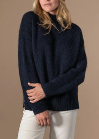 PULL ANN TUIL DIANE
