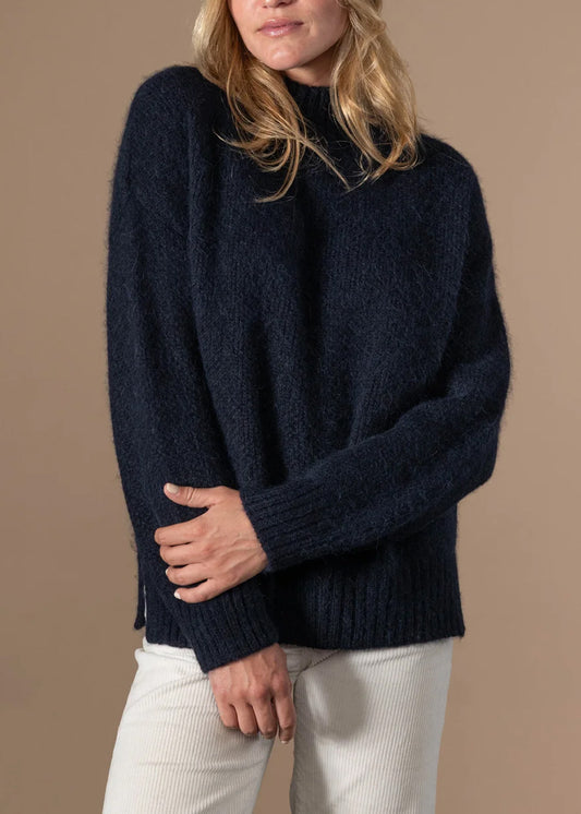 PULL ANN TUIL DIANE