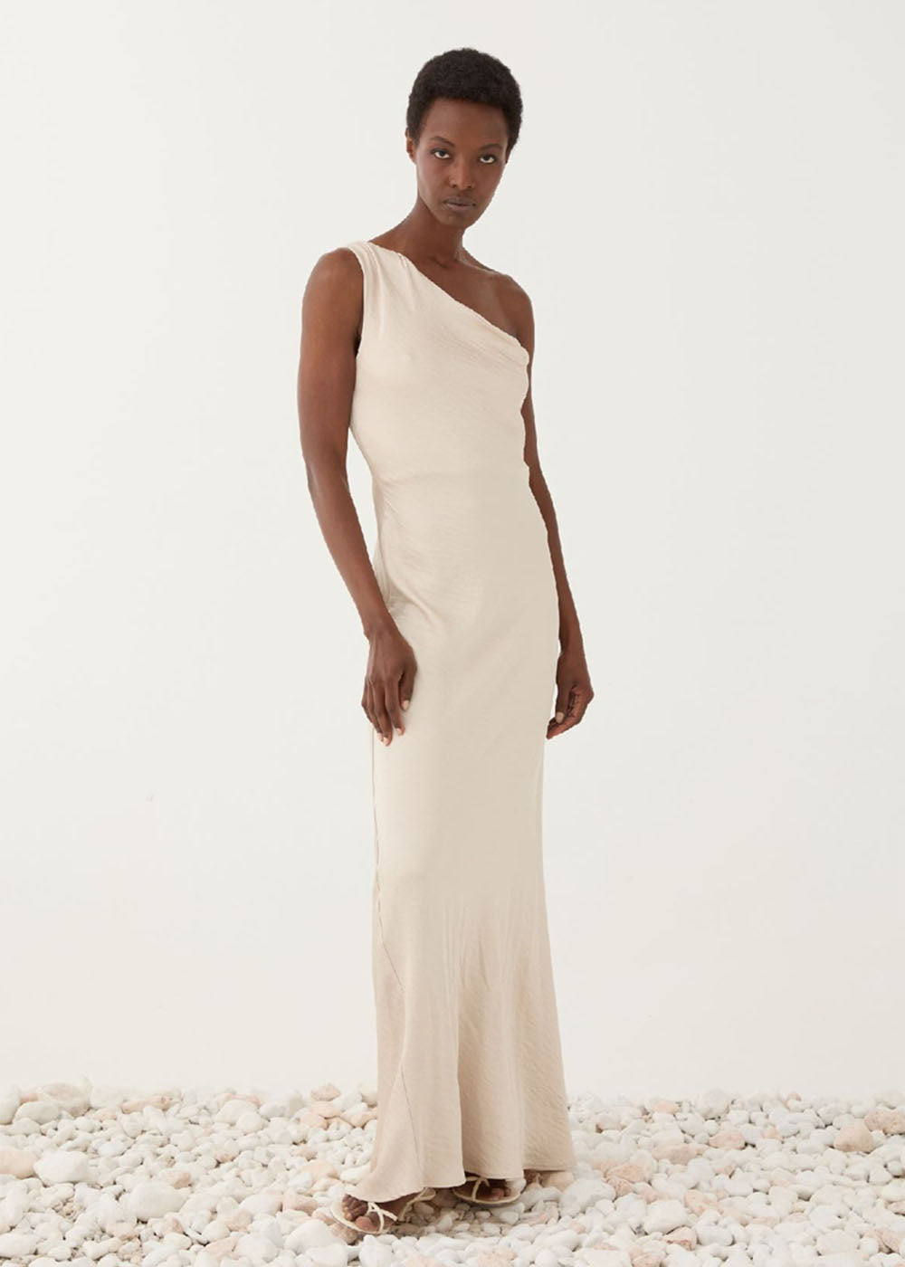 ROBE ANN TUIL ESMA