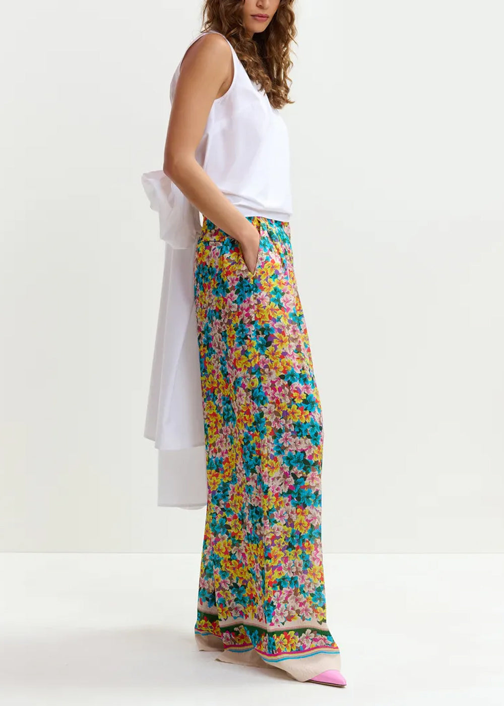 TOP ESSENTIEL ANTWERP JELANI