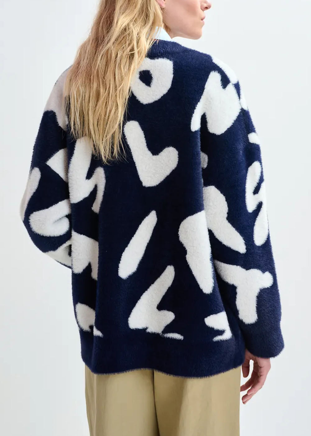 Cardigan Essentiel Antwerp Jarden Letters Knit Cardigan bleu marine et blanc, vue 2 – cardigan femme | Ann Tuil