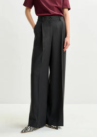 Pantalon Essentiel Antwerp Invest Wide Leg Pants noir, vue 1 – pantalon femme | Ann Tuil