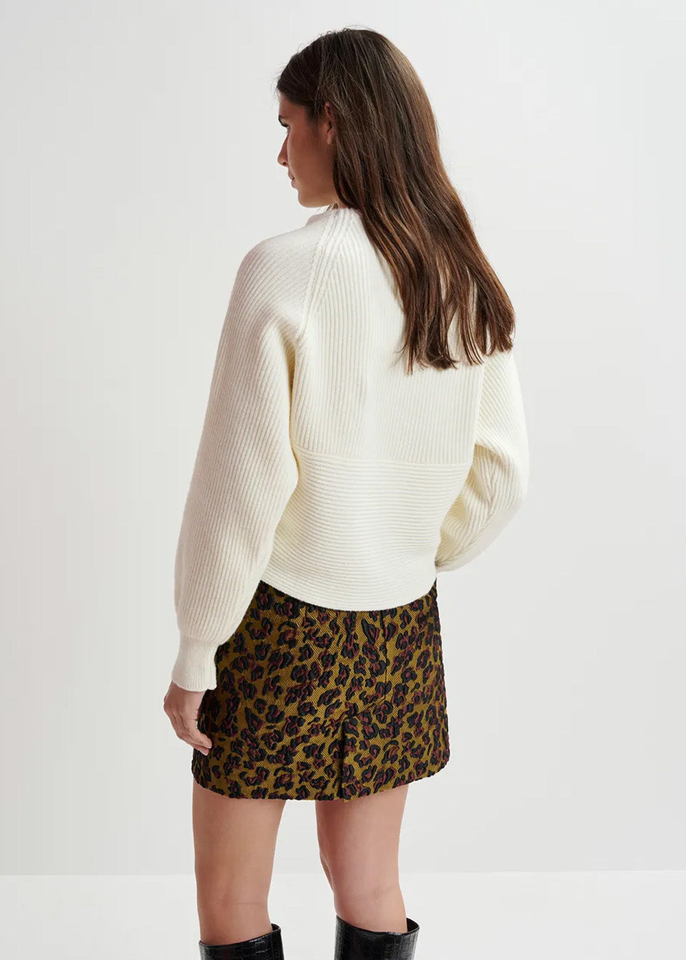 Pull croisé Essentiel Antwerp Gustaph Knitted Pullover blanc cassé, vue 8 – pull croisé femme | Ann Tuil