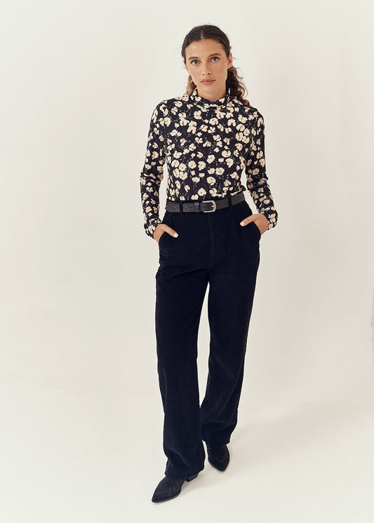 Pull Essentiel Antwerp Gilberto Printed Turtleneck blanc cassé, vue 1 – pull femme | Ann Tuil