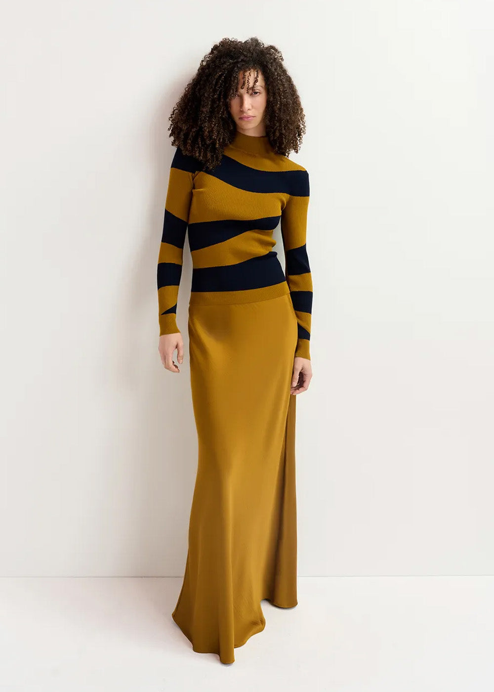 Pull Essentiel Antwerp Goose Wavy Knit Pull combo 4 toffee, vue 5 – pull femme | Ann Tuil