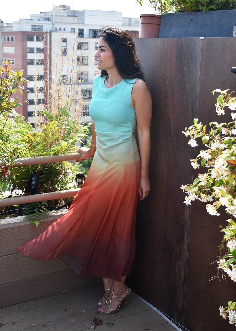 Robe Essentiel Antwerp Homerun tie et dye bleu clair orange, vue 1 – robe femme | Ann Tuil