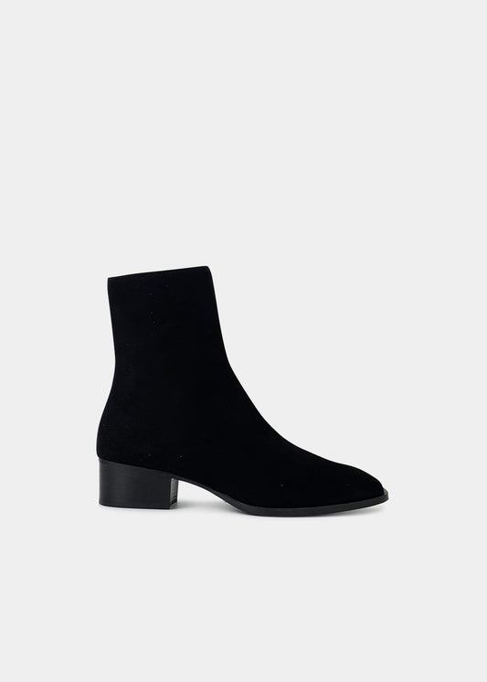 BOOTS ANN TUIL MAEL