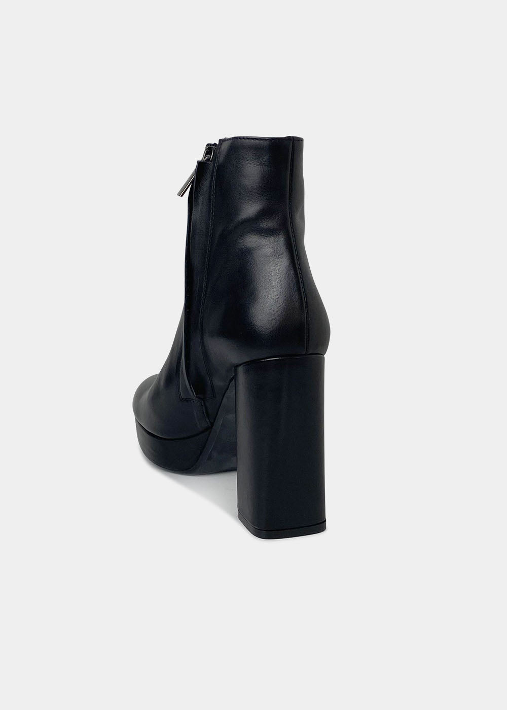 BOOTS ANN TUIL MESSAGER