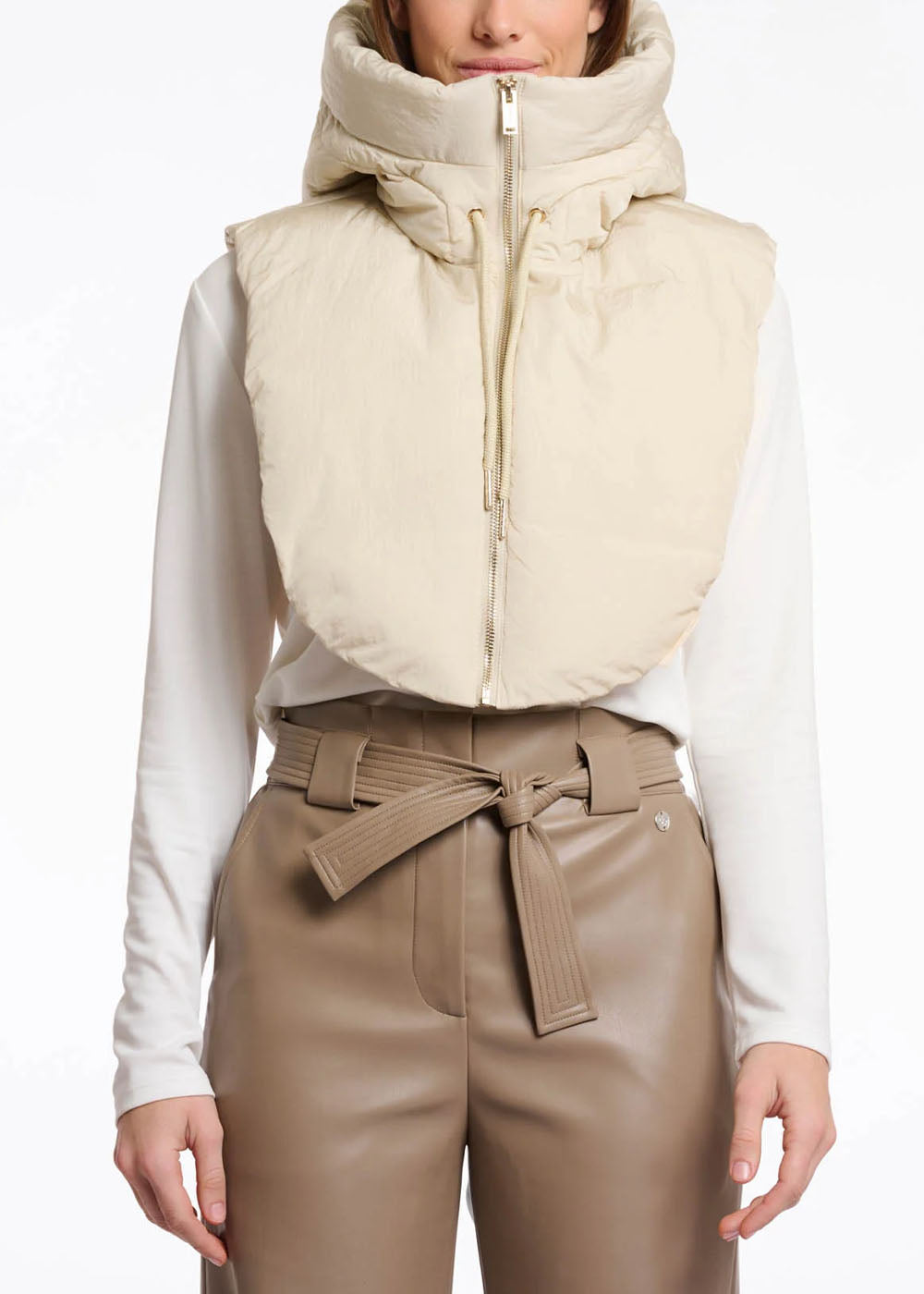 COL A CAPUCHE ANN TUIL TABITA