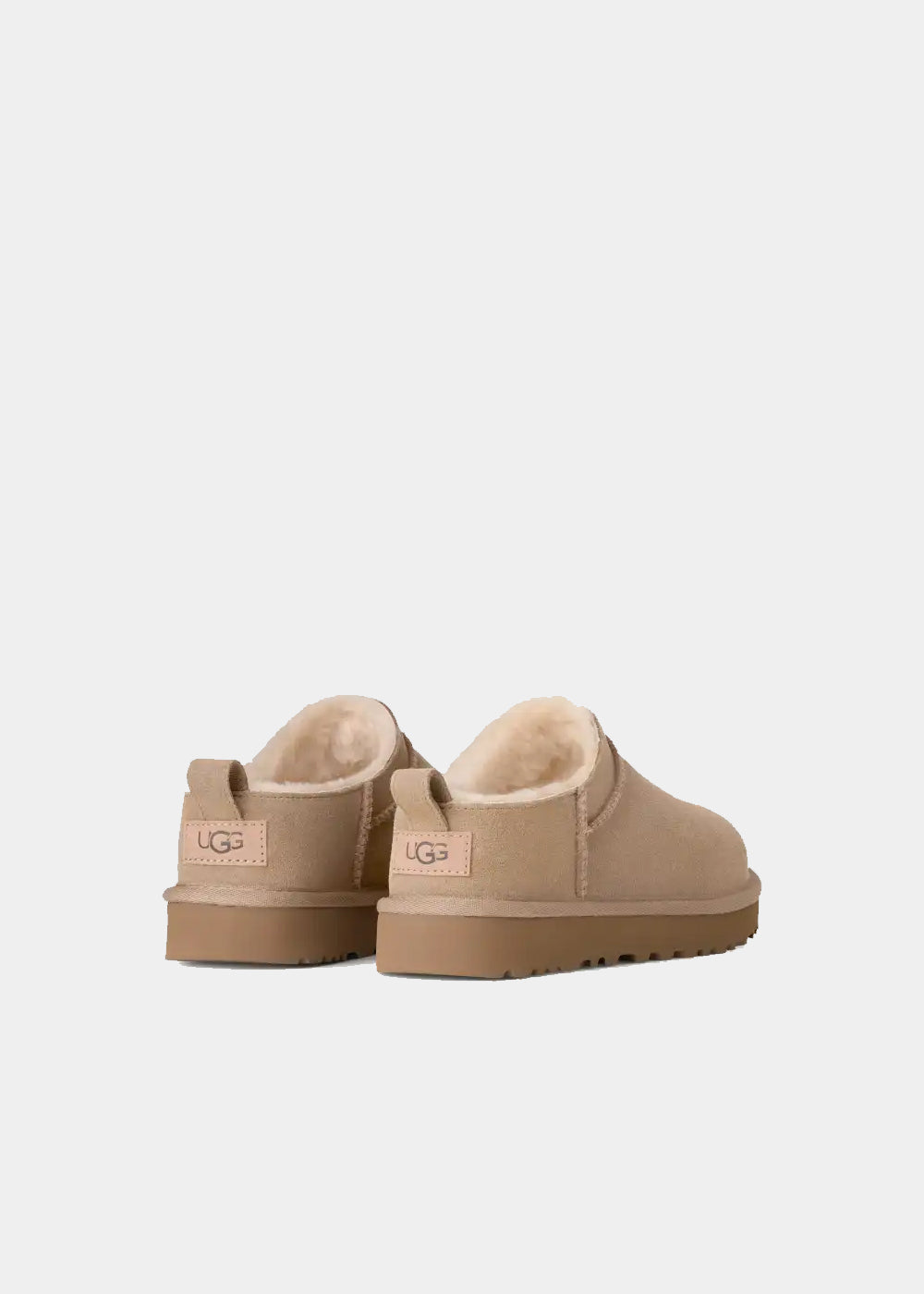 Mules UGG Classic Micro en velours et fourrure beige sand, vue 6 – chaussons mules fourrés femme | Ann Tuil