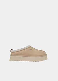 Mules plateforme UGG Tazz en velours et tissu sable, vue de profil – mules femme | Ann Tuil