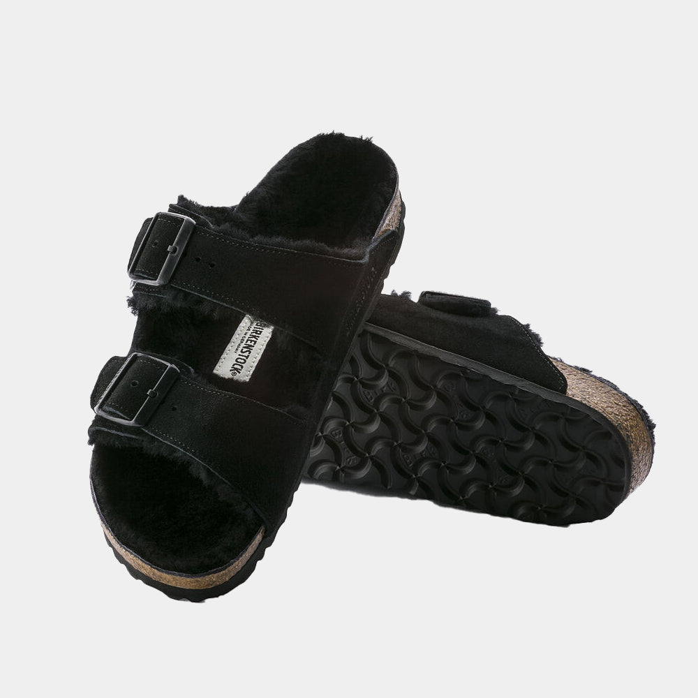 Mules Birkenstock Arizona Shearling en nubuck et fourrure noir, vue 5 – mules fourrées femme | Ann Tuil
